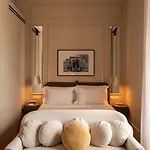 Artsy Hotel 5*