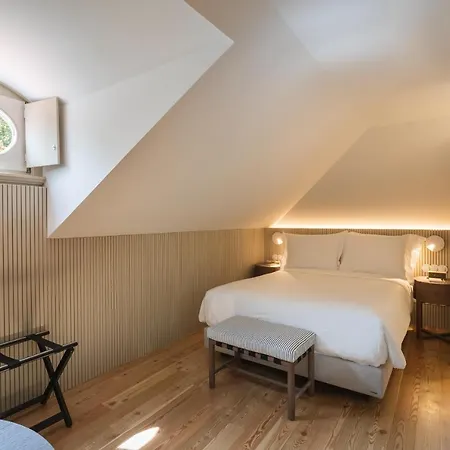 Artsy Otel Cascais