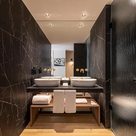 Artsy Hotel 5*